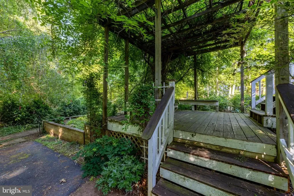 3628 Spotswood Trail S Barboursville VA 22923