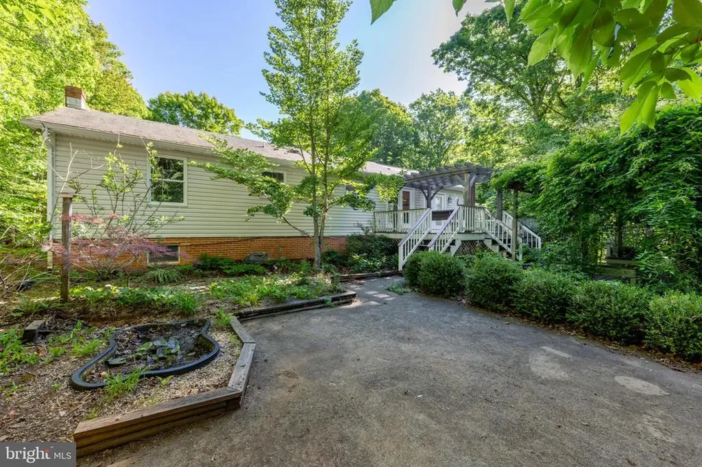 3628 Spotswood Trail S Barboursville VA 22923