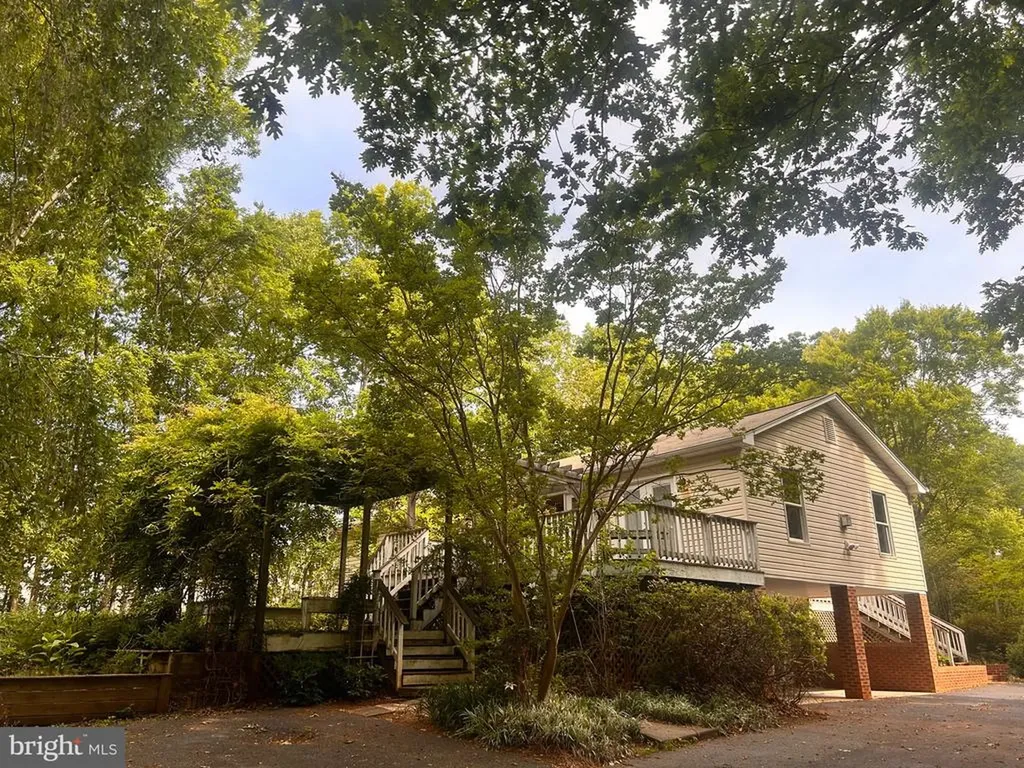 3628 Spotswood Trail S Barboursville VA 22923