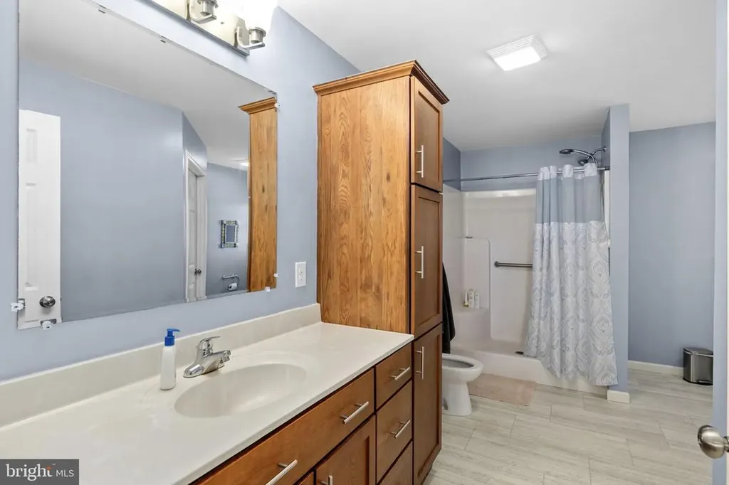 26590 Pennfields Drive Orange VA 22960