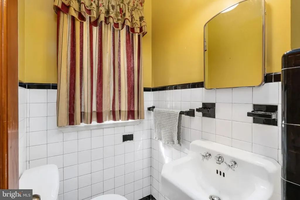 195 Dabney Street Orange VA 22960