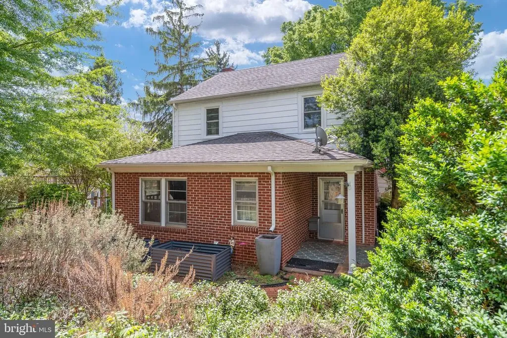 195 Dabney Street Orange VA 22960