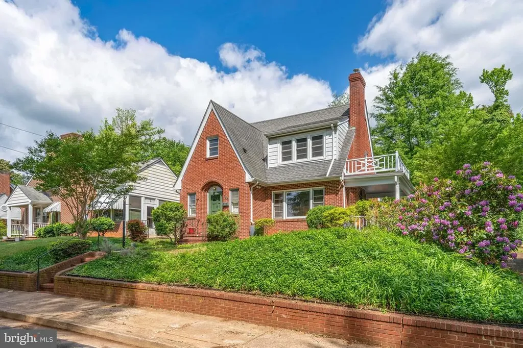 195 Dabney Street Orange VA 22960