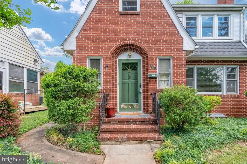 195 Dabney Street Orange VA 22960