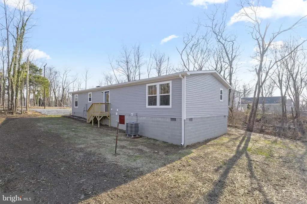 328 East Street Gordonsville VA 22942