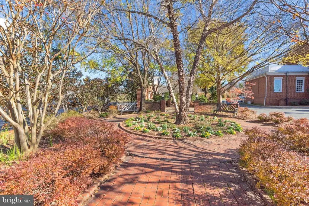 328 East Street Gordonsville VA 22942