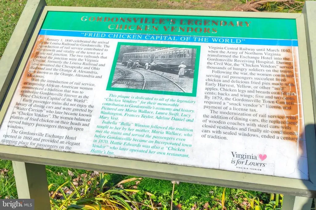 328 East Street Gordonsville VA 22942