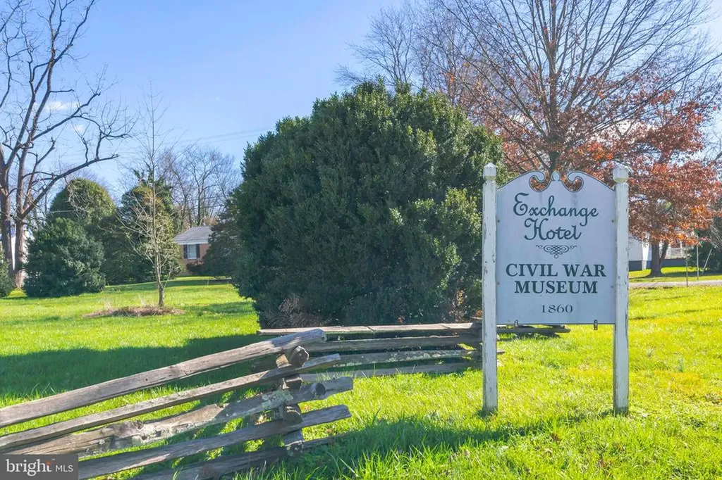 328 East Street Gordonsville VA 22942