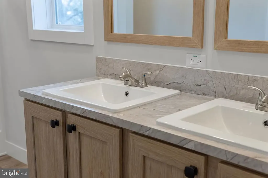 320 East Street Gordonsville VA 22942