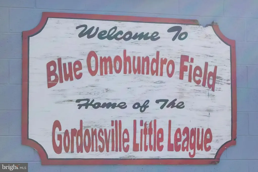 320 East Street Gordonsville VA 22942