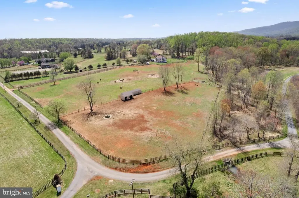 19050 Monteith Farm Road Gordonsville VA 22942