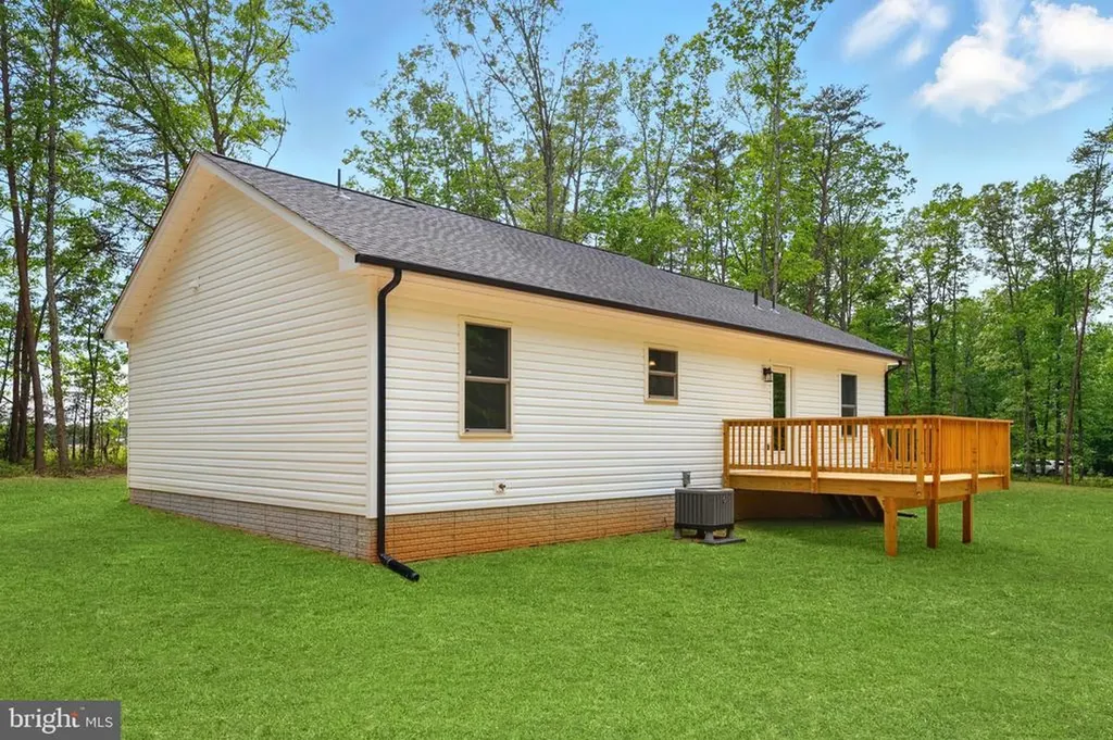 19204 Constitution Highway Orange VA 22960