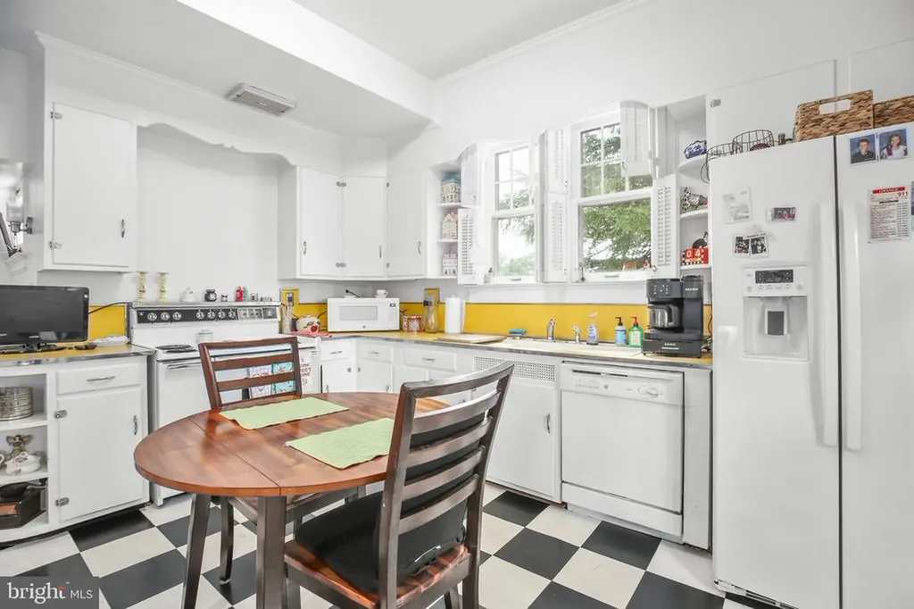 590 N Madison Road Orange VA 22960