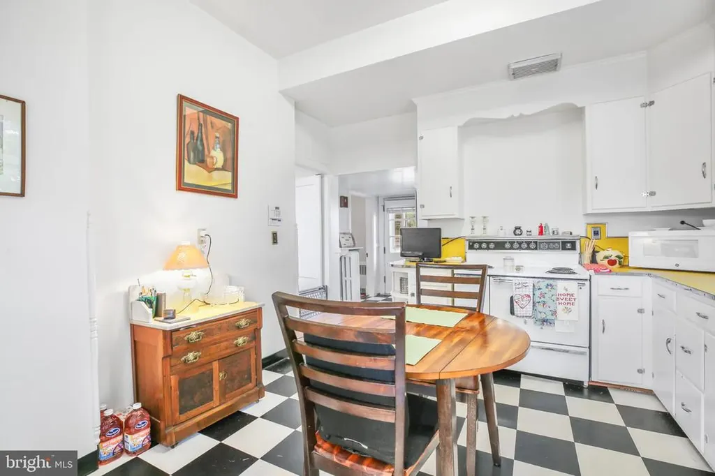 590 N Madison Road Orange VA 22960