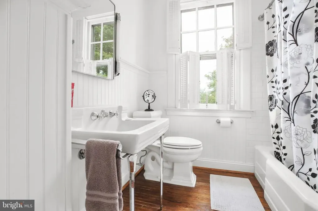 590 N Madison Road Orange VA 22960