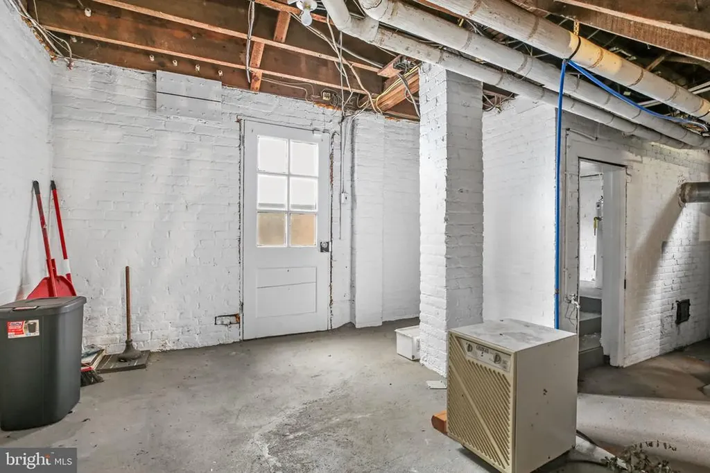 590 N Madison Road Orange VA 22960