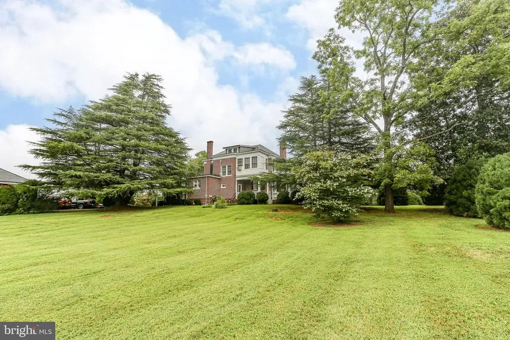 590 N Madison Road Orange VA 22960