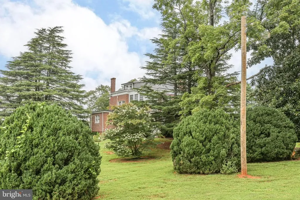 590 N Madison Road Orange VA 22960