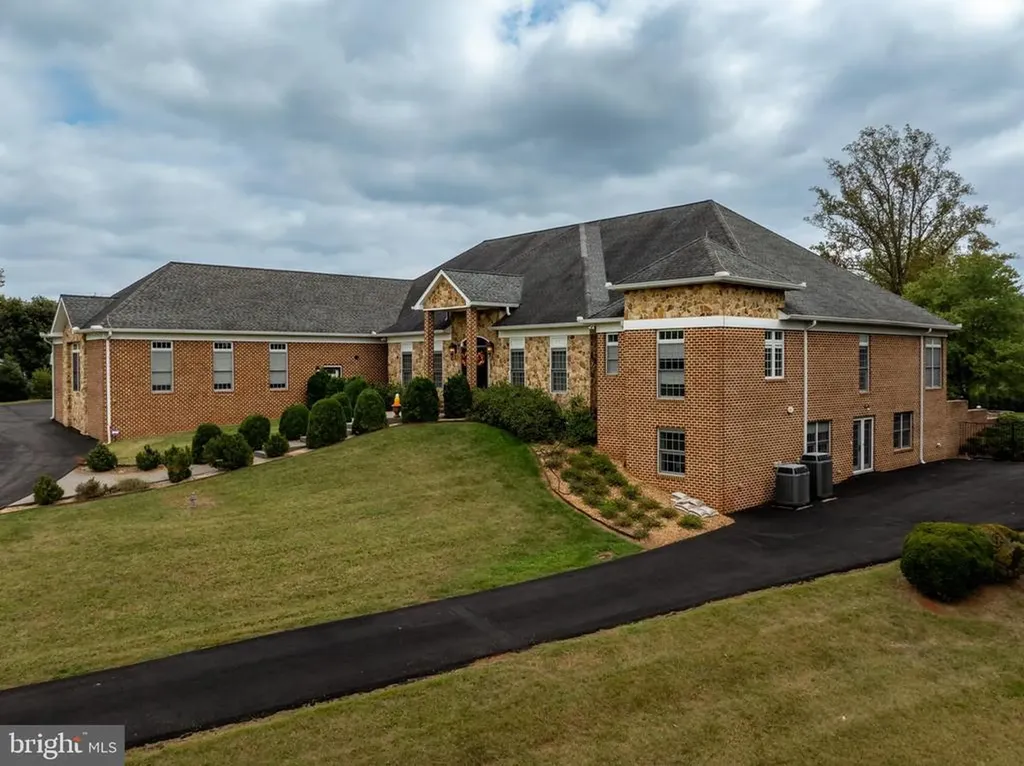 17054 Constitution Highway Orange VA 22960