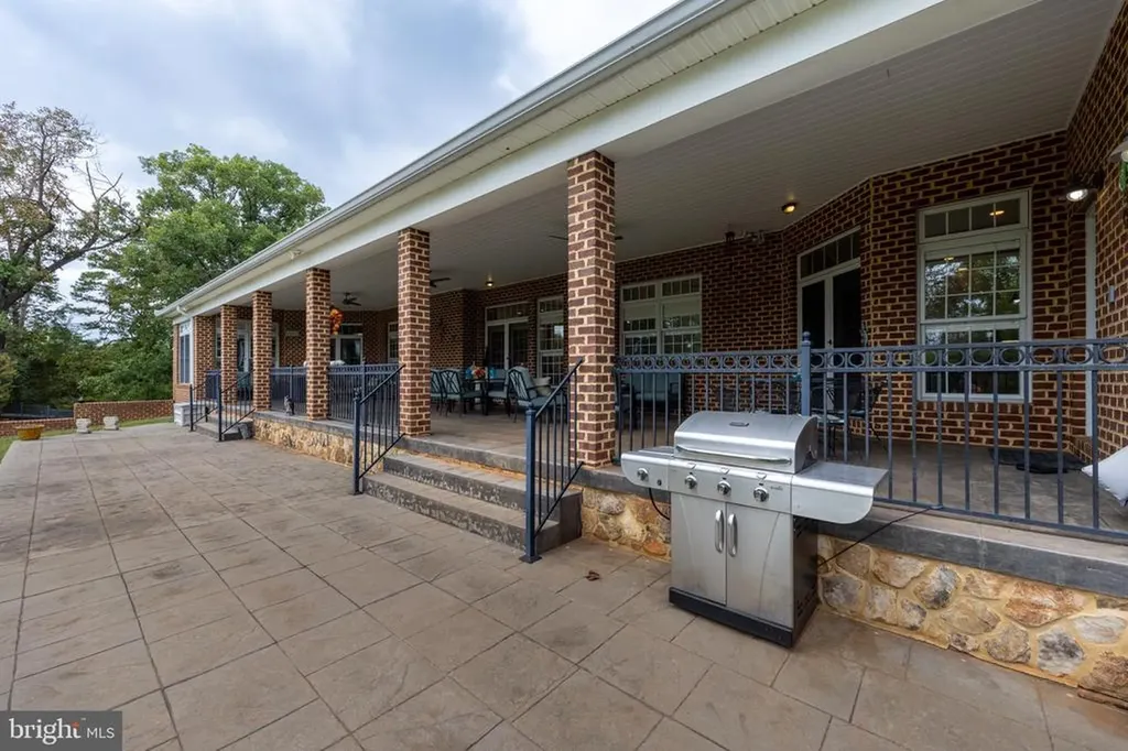 17054 Constitution Highway Orange VA 22960