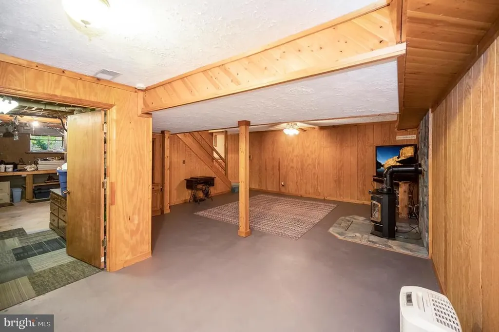 16180 Mountain Track Road Orange VA 22960