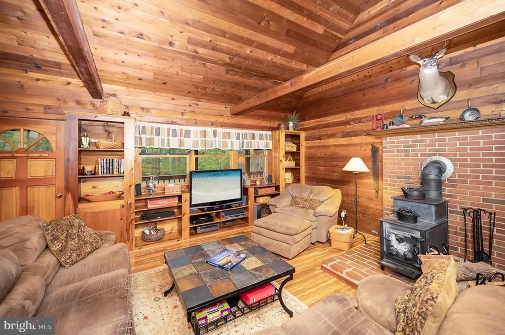 16180 Mountain Track Road Orange VA 22960