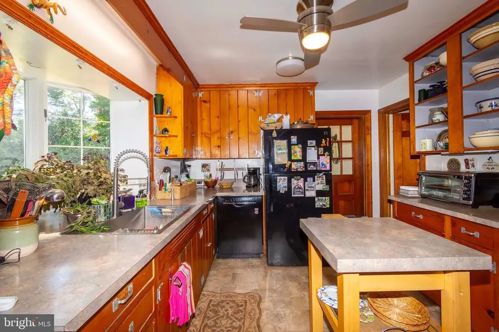 358 Main Street Orange VA 22960