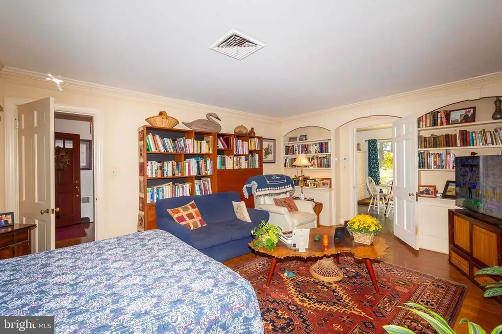 358 Main Street Orange VA 22960