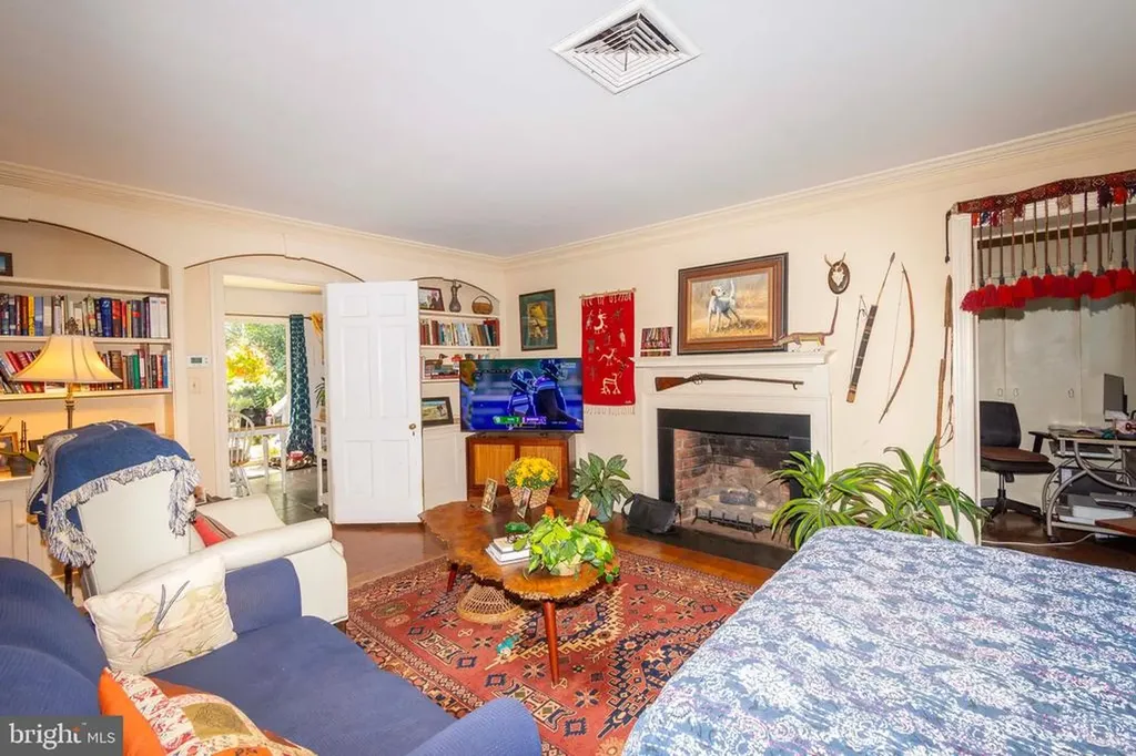 358 Main Street Orange VA 22960