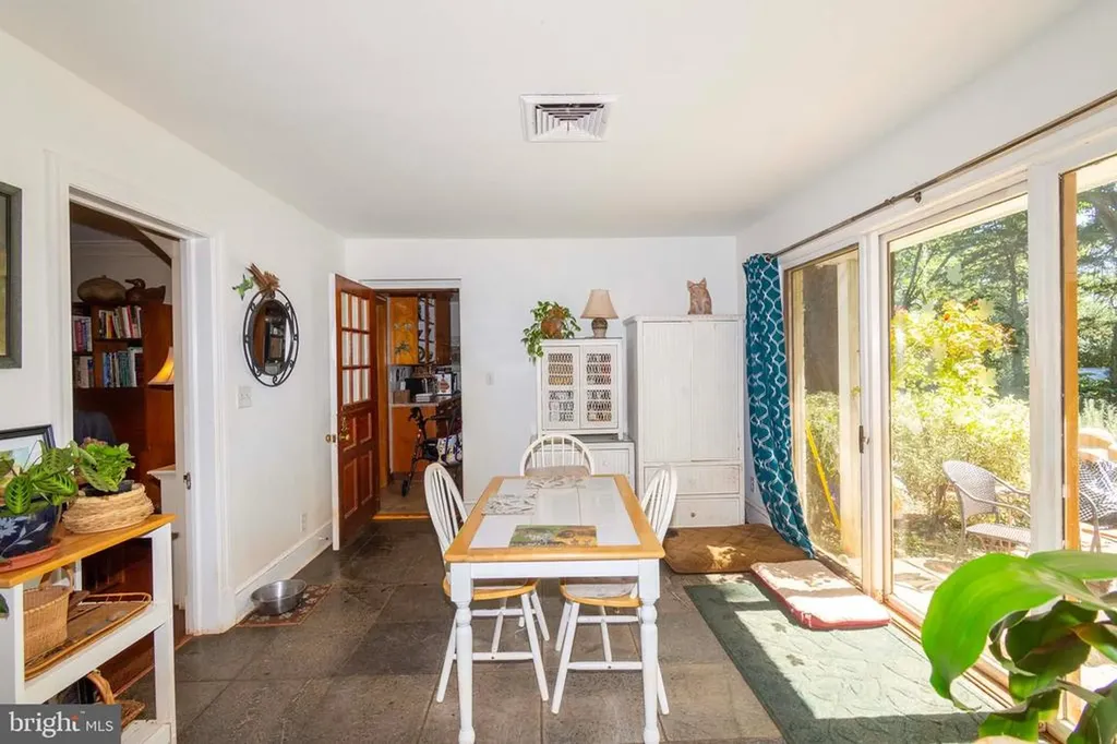 358 Main Street Orange VA 22960