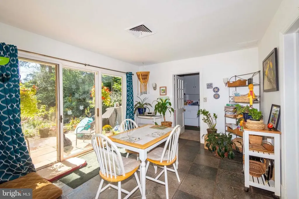 358 Main Street Orange VA 22960