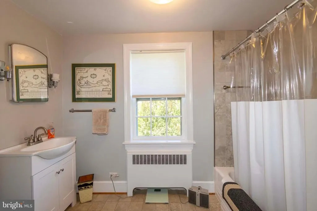 358 Main Street Orange VA 22960