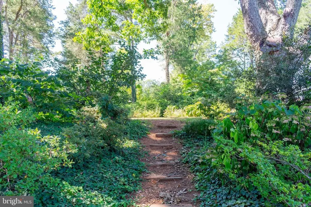 358 Main Street Orange VA 22960