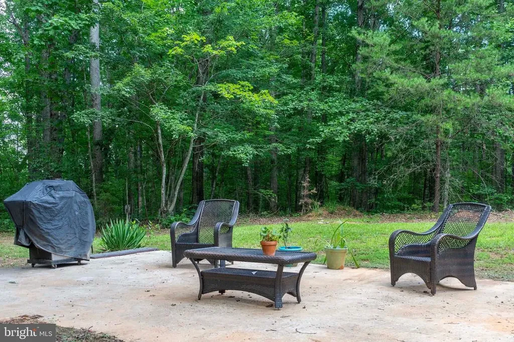 18184 Crawford Lane Gordonsville VA 22942