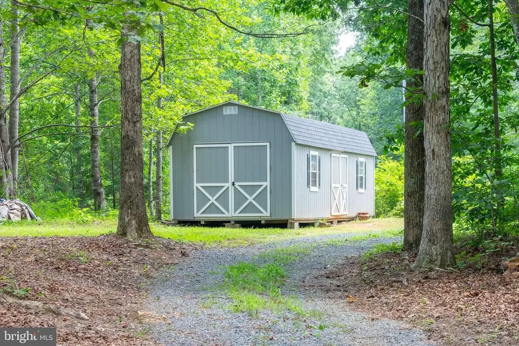 18184 Crawford Lane Gordonsville VA 22942