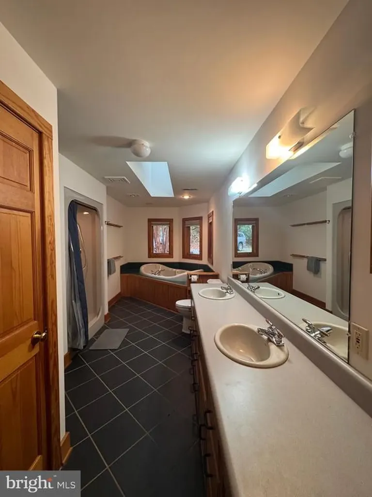 25 Falling Springs Drive Afton VA 22920