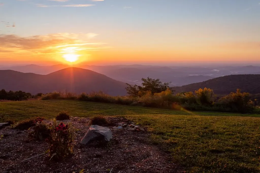 1616 Overlook Olook Roseland VA 22967