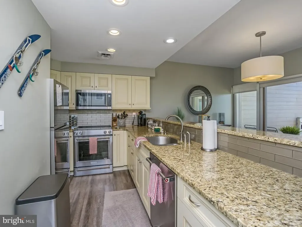1616 Overlook Olook Roseland VA 22967