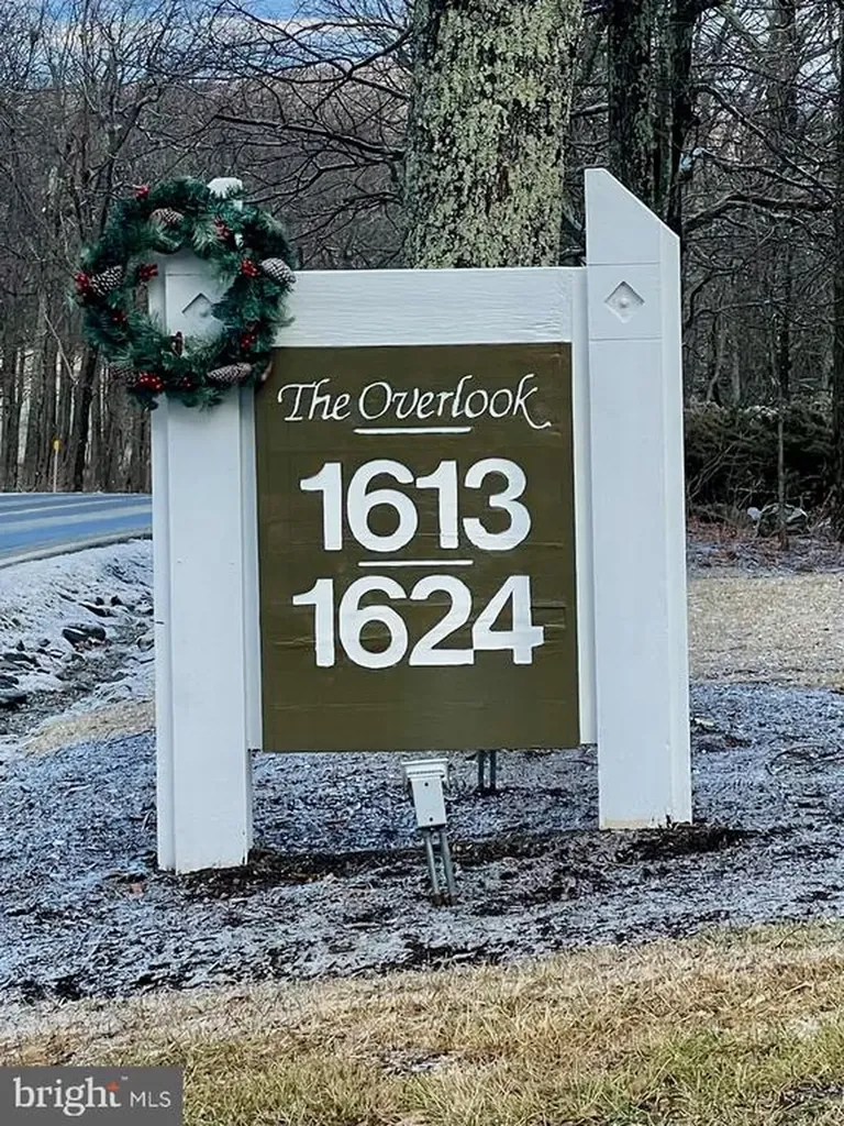 1616 Overlook Olook Roseland VA 22967