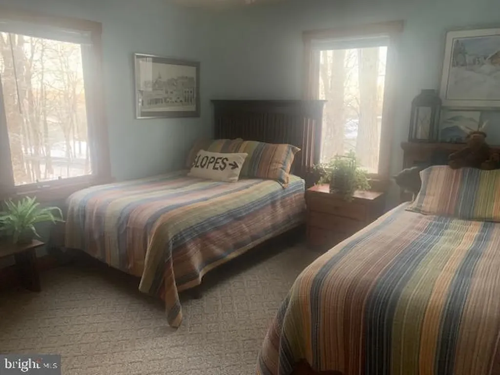 22 Deer Springs Lane Nellysford VA 22958