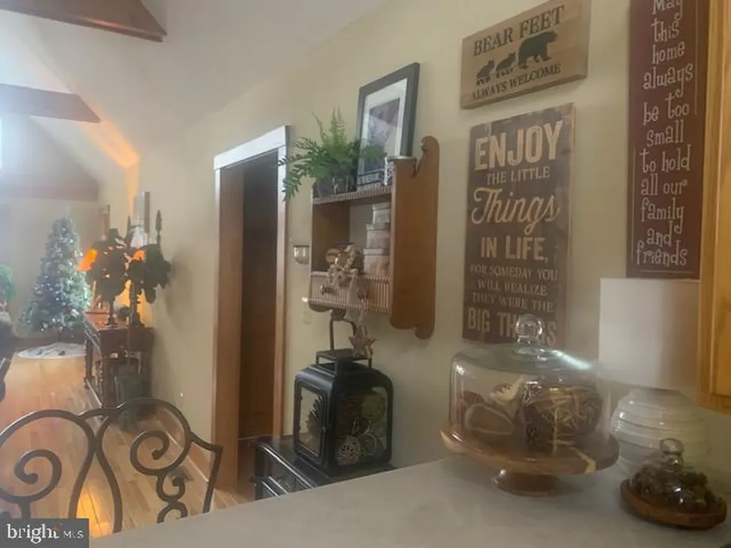 22 Deer Springs Lane Nellysford VA 22958