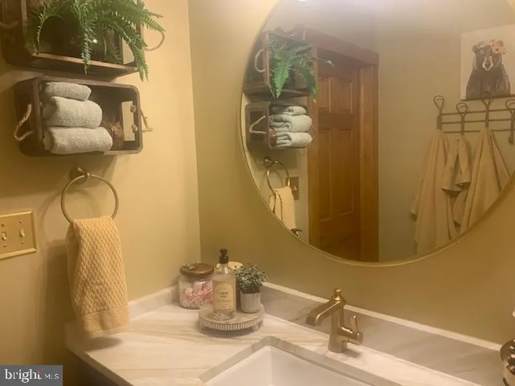 22 Deer Springs Lane Nellysford VA 22958