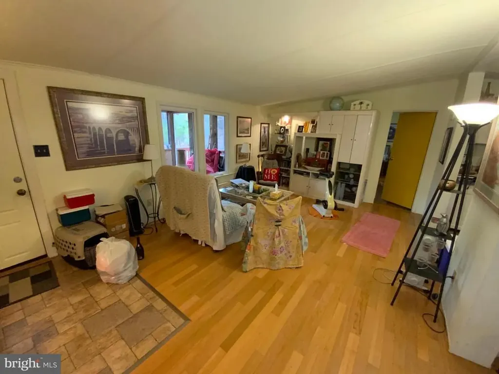 460 Brownings Cove Shipman VA 22971