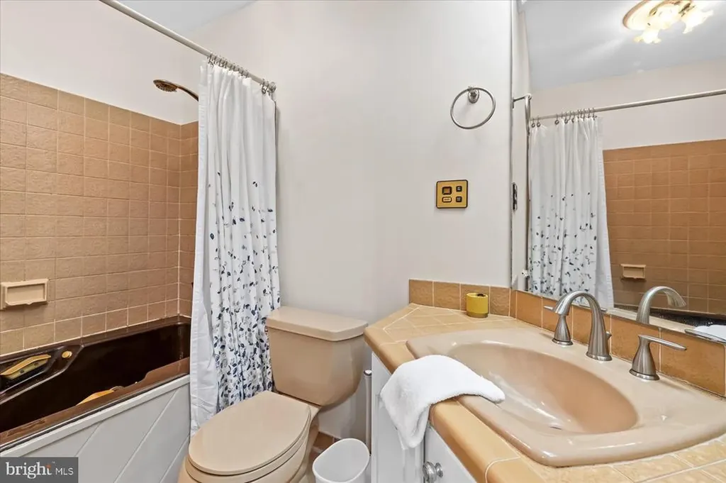 905 Diamond Hill Roseland VA 22967