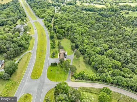 2370 Us Highway 211 W Luray VA 22835