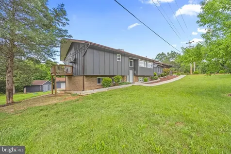 2370 Us Highway 211 W Luray VA 22835