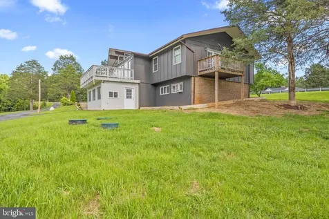 2370 Us Highway 211 W Luray VA 22835