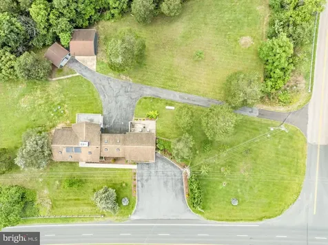 2370 Us Highway 211 W Luray VA 22835