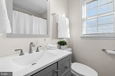 300 Martin Street Luray VA 22835