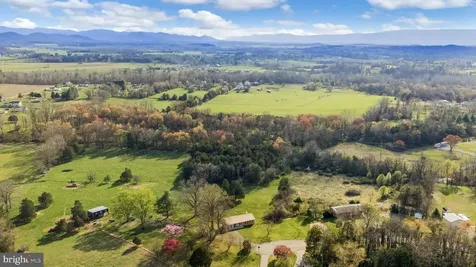 300 Martin Street Luray VA 22835